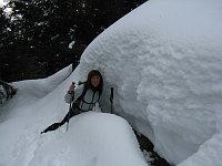 11 Adriana misura L'altezza della neve